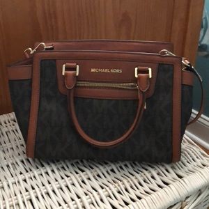 Michael Kors purse
